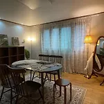 # Hongdae 10 Minutes # 4 Rooms For 12 People # Hongje Station 5 Minutes