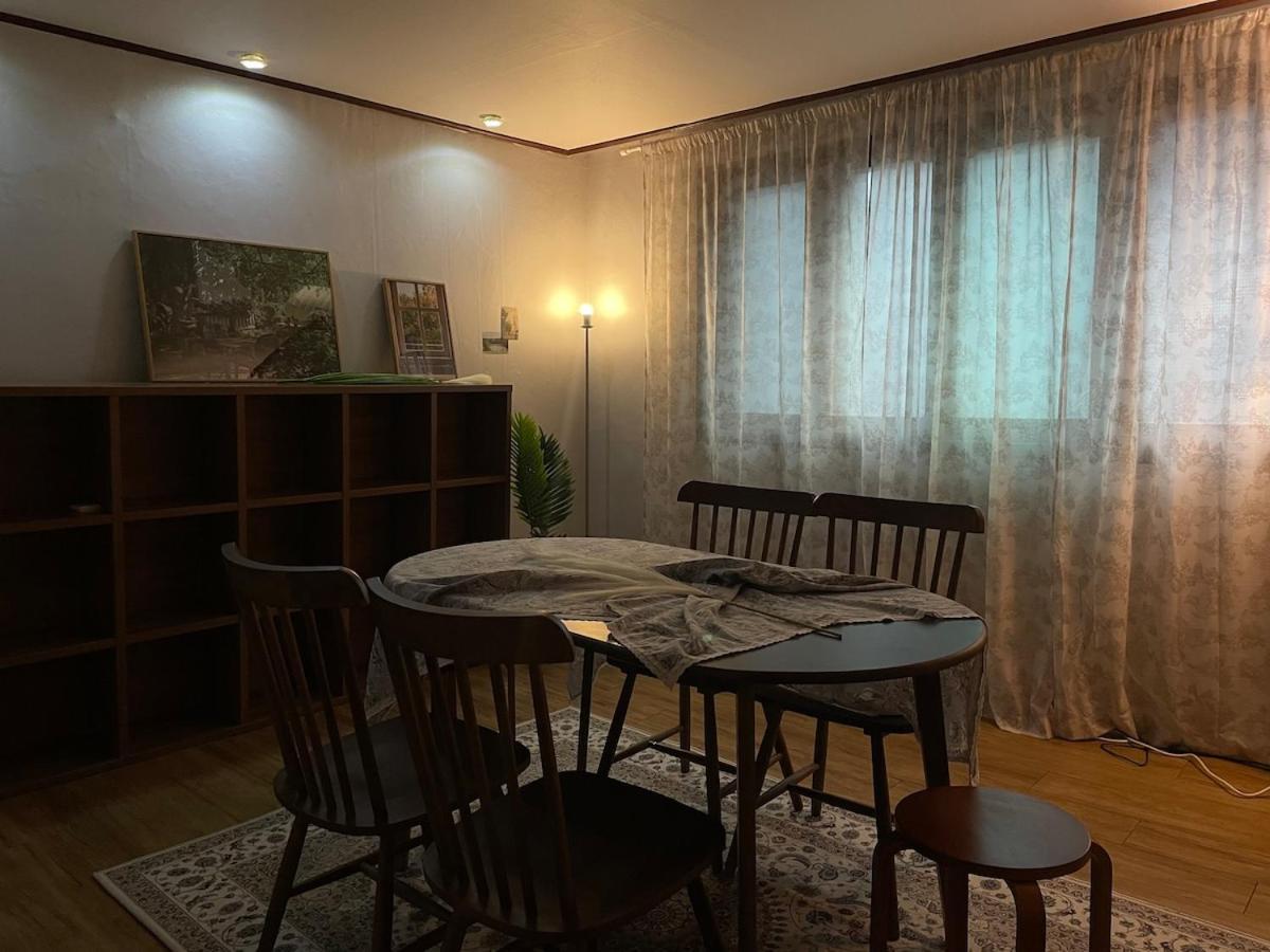 # Hongdae 10 Minutes # 4 For 12 People # Hongje Station 5 Minutes * Seoul